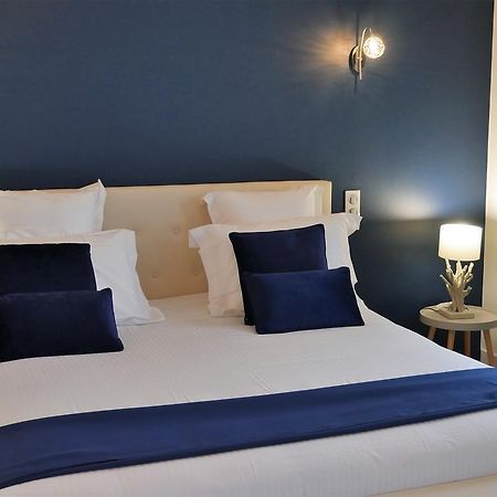Bellaforme Suites&Spa Champcevinel Exterior foto